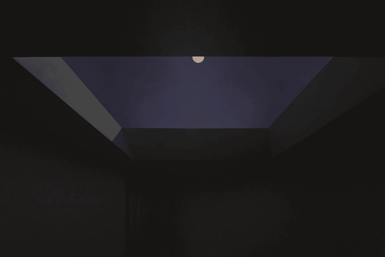 まるで空のようなトップライト「CoeLux」